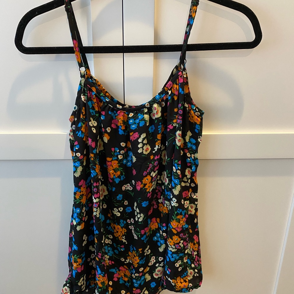 CAbi floral tank